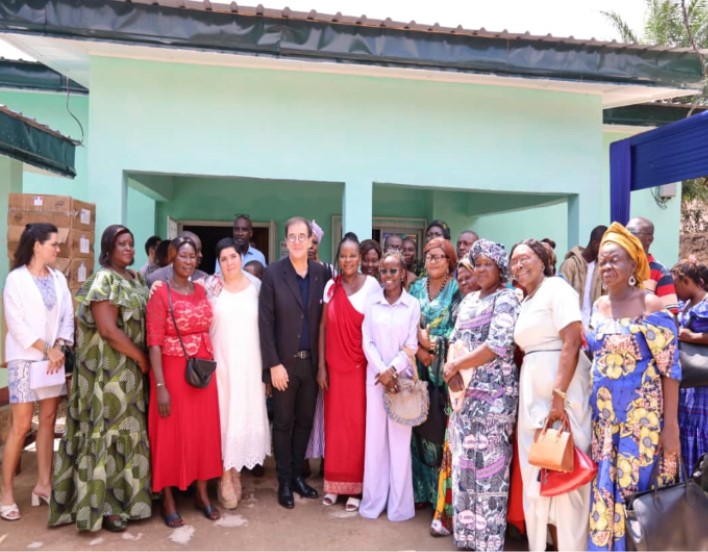 Centrafrique : l’ambassade de France remet officiellement un siège au MOSUCA