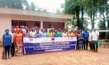 Centrafrique : l’OIM sensibilise des leaders communautaires du 4ᵉ arrondissement de Bangui sur la traite des personnes