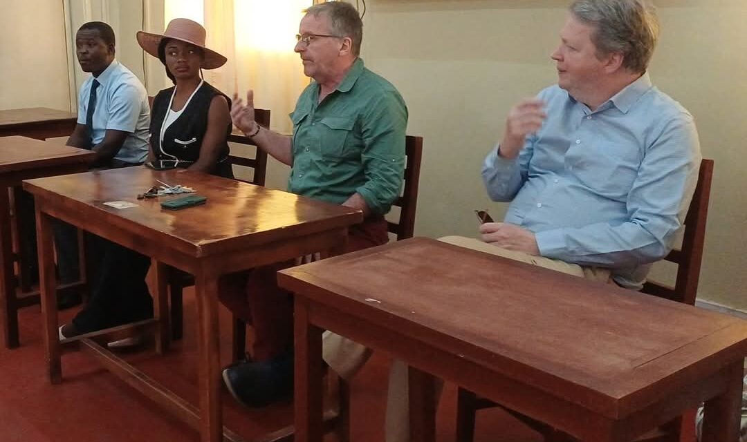 Visite de Nigel Short, Directeur Technique de la Fédération internationale d’Echecs en Centrafrique
