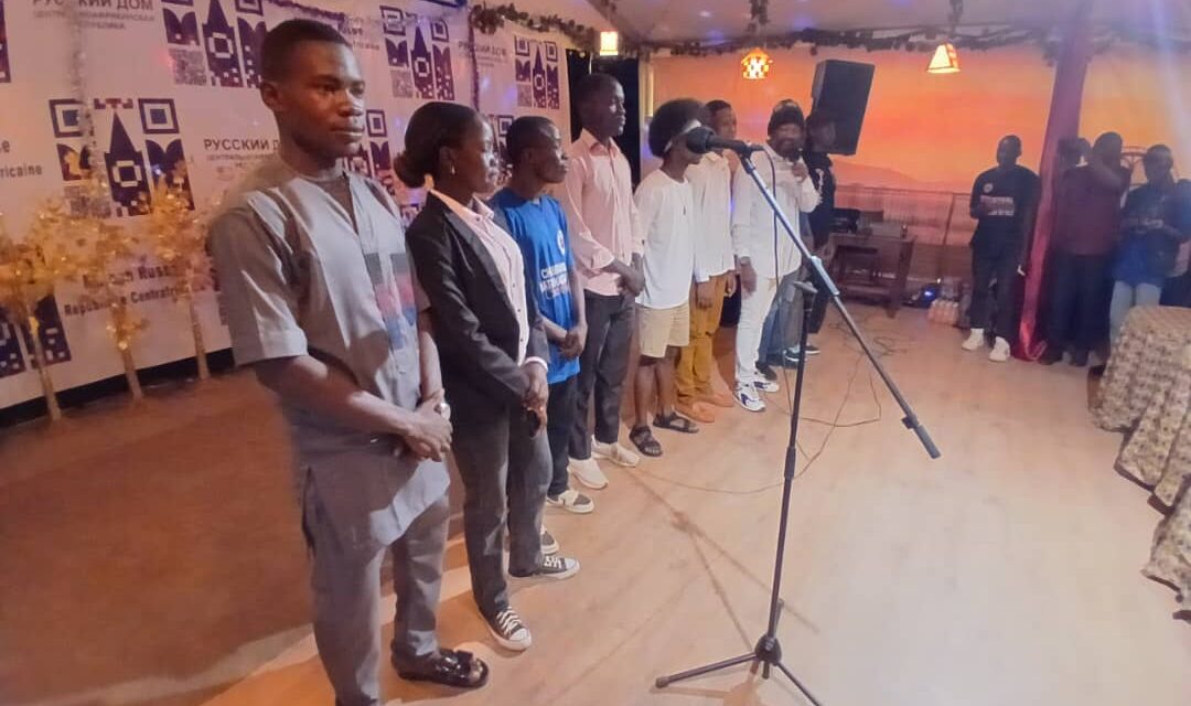 Concours de slam : 9 jeunes centrafricains à l’honneur à la Maison Russe à Bangui