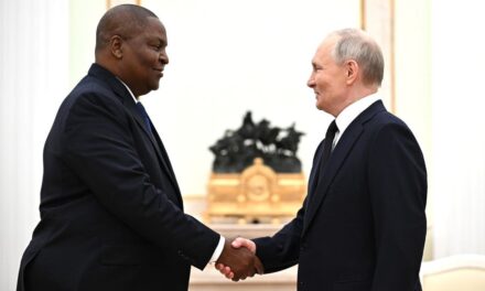 Moscou–Bangui : Vladimir Poutine salue la réélection du Président Touadéra et promet un partenariat renforcé
