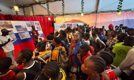 Exposition photographique : mémoire du siège de Léningrad honorée à Bangui