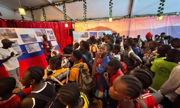 Exposition photographique : mémoire du siège de Léningrad honorée à Bangui