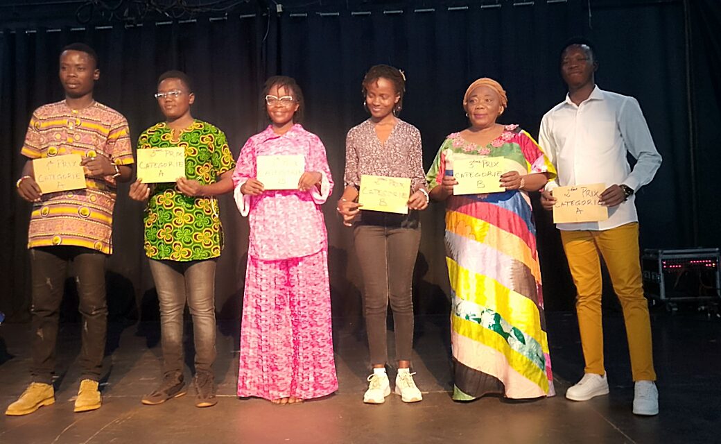 Centrafrique : remise de trophées aux 6 gagnants du concours de podcast radio, édition 2026