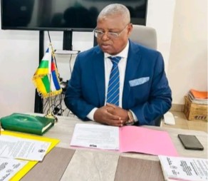 Le ministre de la Santé, Dr Pierre Somsé, présente le bilan de sa mission en Norvège et à Addis-Abeba