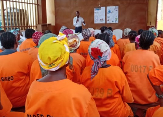 Centrafrique : ATD Quart Monde à l’écoute des femmes détenues à la prison de Bimbo