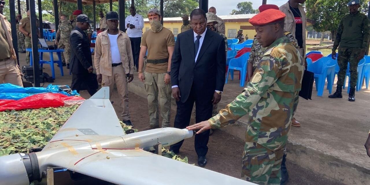 Centrafrique : Le Président Touadéra salue les progrès de la formation des FACA à Béréngo et l’appui des instructeurs russes