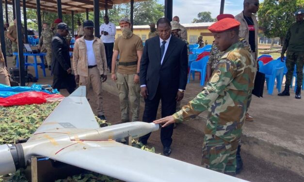 Centrafrique : Le Président Touadéra salue les progrès de la formation des FACA à Béréngo et l’appui des instructeurs russes