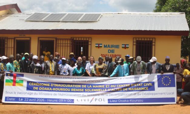 Centrafrique : Inauguration de la Mairie et du Centre d’Etat Civil de Doaka-Koursou et délivrance de plus de 3500 actes de naissance aux enfants