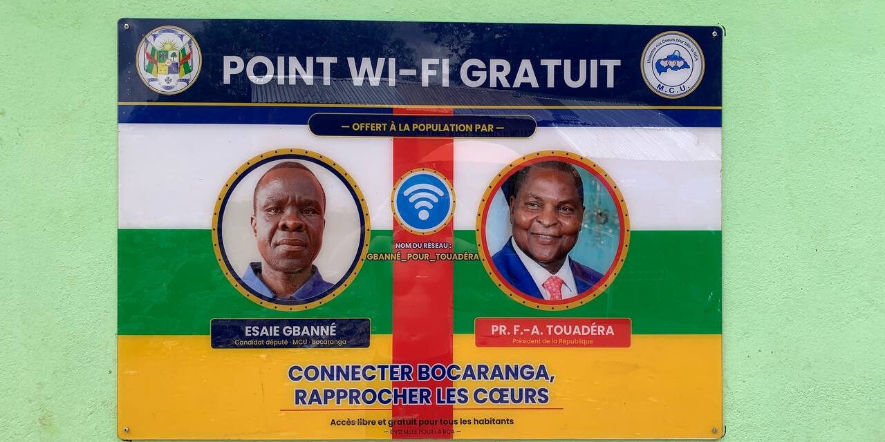 Le président Touadéra inaugure le tout premier point d’accès public gratuit à internet à Bocaranga