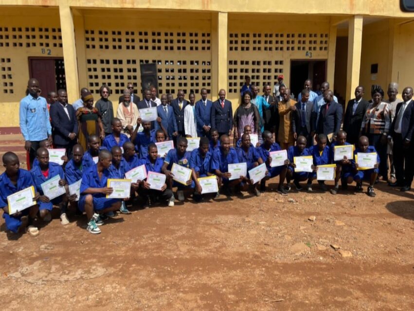 Centrafrique : 139 Policiers municipaux de Bangui reçoivent des galons pour la première