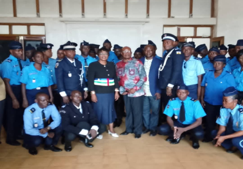 Centrafrique : 139 Policiers municipaux de Bangui reçoivent des galons pour la première 