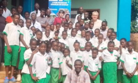 Quand la science devient un jeu : le Lycée français Charles de Gaulle et Le Samaritain éveillent la curiosité des jeunes élèves