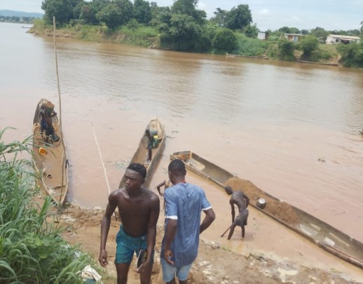 Centrafrique : à M’Poko, les vendeurs de sable confrontés aux difficultés de la saison des pluies