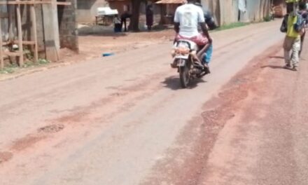 Bangui : l&rsquo;avenue Yassimandji, récemment réhabilitée, montre déjà des signes de dégradation avancée