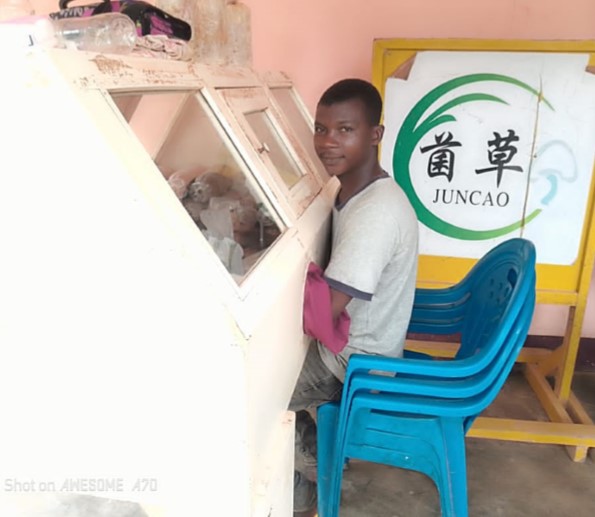 De l’apprentissage à l’espérance : le nouveau départ de Magloire Julien Detoua grâce aux formateurs chinois