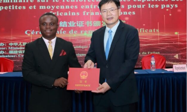 Centrafrique : de bénéficiaire de formations à intervenant dans une université chinoise, le parcours de John Michael Yavoui Nanguindo