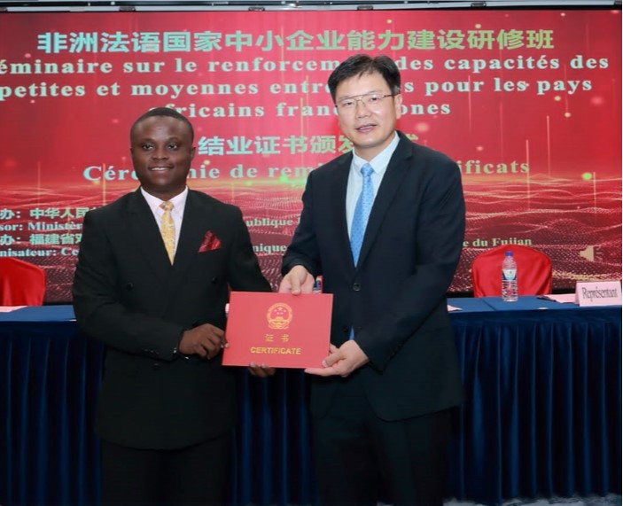 Centrafrique : de bénéficiaire de formations à intervenant dans une université chinoise, le parcours de John Michael Yavoui Nanguindo