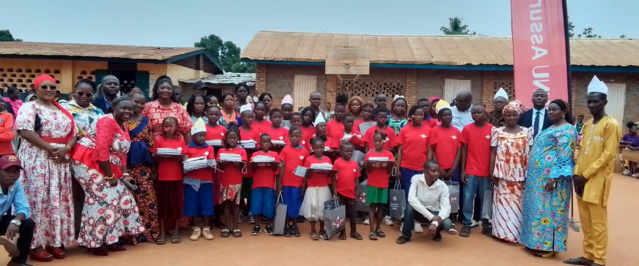 Sunu Assurances Centrafrique récompense l’excellence scolaire à l’École SAO de Ouango.