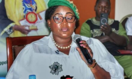 Centrafrique : de retour d&rsquo;Inde, Manuella Géraldine Kobambe dédie ses distinctions internationales aux femmes et à la jeunesse