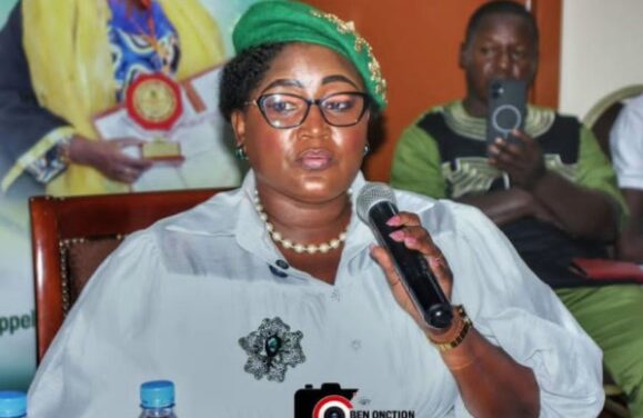 Centrafrique : de retour d&rsquo;Inde, Manuella Géraldine Kobambe dédie ses distinctions internationales aux femmes et à la jeunesse