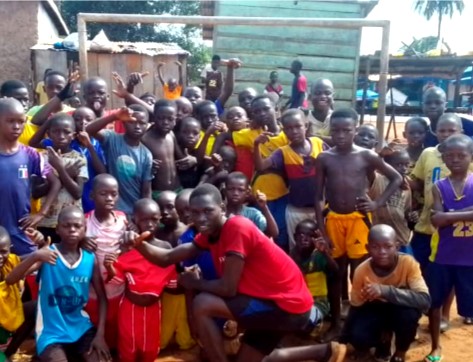 Centrafrique : en manque d’accessoires sportifs, l’École de Football « Port de Douala » lance un appel à l’aide