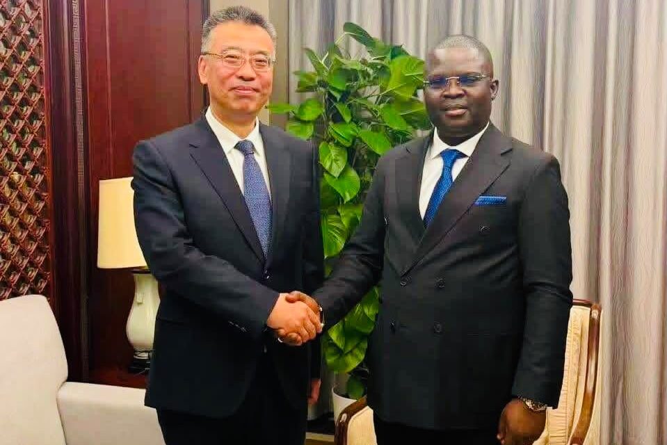 Coopération Chine–Centrafrique : Le Ministre d’État Dr Evariste Ngamana au 7ᵉ Forum des Médias Chine‑Afrique
